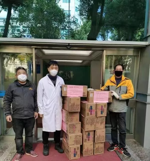 2.webp (1) 2.webp (1)