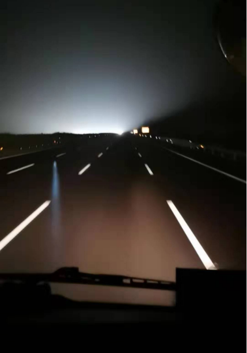 【0206】蘇寧物流高顏值女調(diào)度員 守護(hù)司機(jī)共赴武漢護(hù)送醫(yī)療物資1064.png