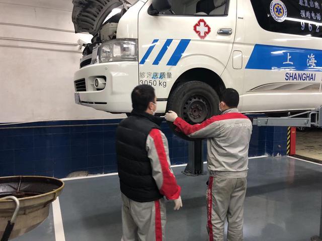 抗擊疫情，一汽豐田“夢之隊”一夜集結，為120急救用車保駕護航